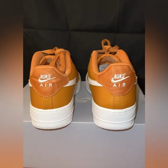 Nike (GS) Air Force 1 LV8 2 Monarch/Sail- 7Y/W8.5