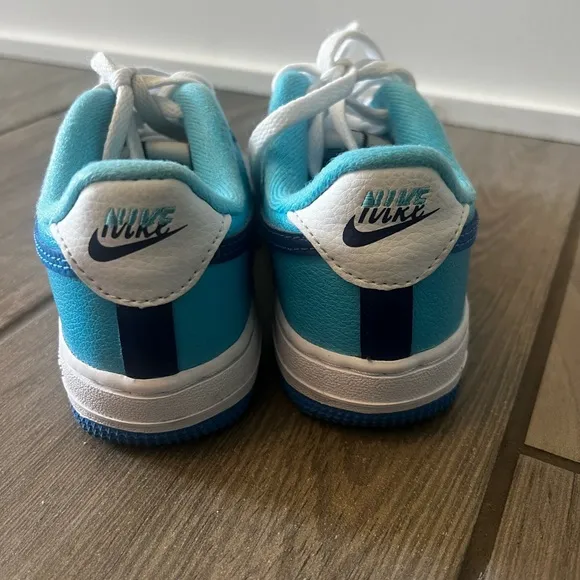 Nike- Kids' Air Force 1 LV8 Sneaker