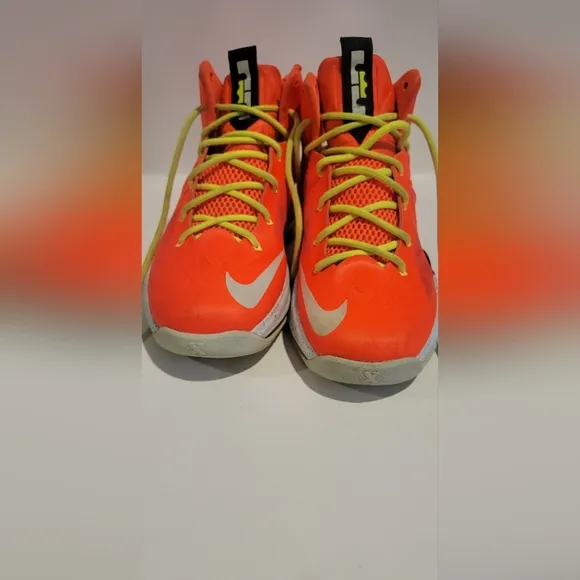 Nike Lebron 10 Bright Crimson - Size 6.5Y -