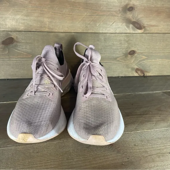 Nike react infinity run flyknit women size 10 shoes purple running sneakers