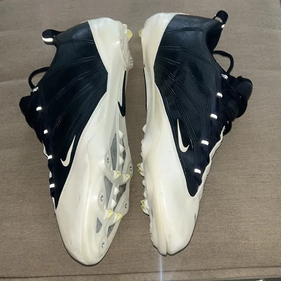 Nike Speed Cleats sz 15 NEW Sneakers Athletic Shoes Golf Baseball Field Sports