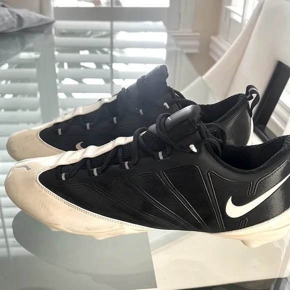 Nike Speed Cleats sz 15 NEW Sneakers Athletic Shoes Golf Baseball Field Sports