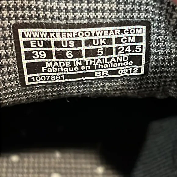 NWOB Keen Chukka Shoes