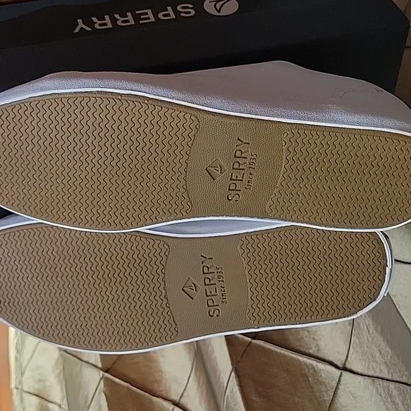 NWT-SPERRY Top- Sider 'Striper II' Leather Deck Shoe / Sneaker