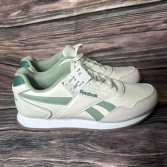 Reebok Harman Run Mens Size 9.5 Cream / Light Green Leather Shoes NWT