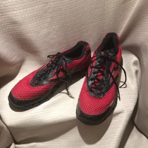 Reebok Zigtech men running shoes in red and black, 11