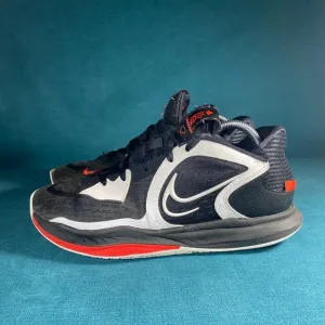 Size 8.5 - Men’s Nike Kyrie low 5 bred dominoes shoes