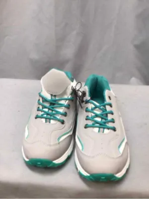 SIZE 9 W Ladies SHOES