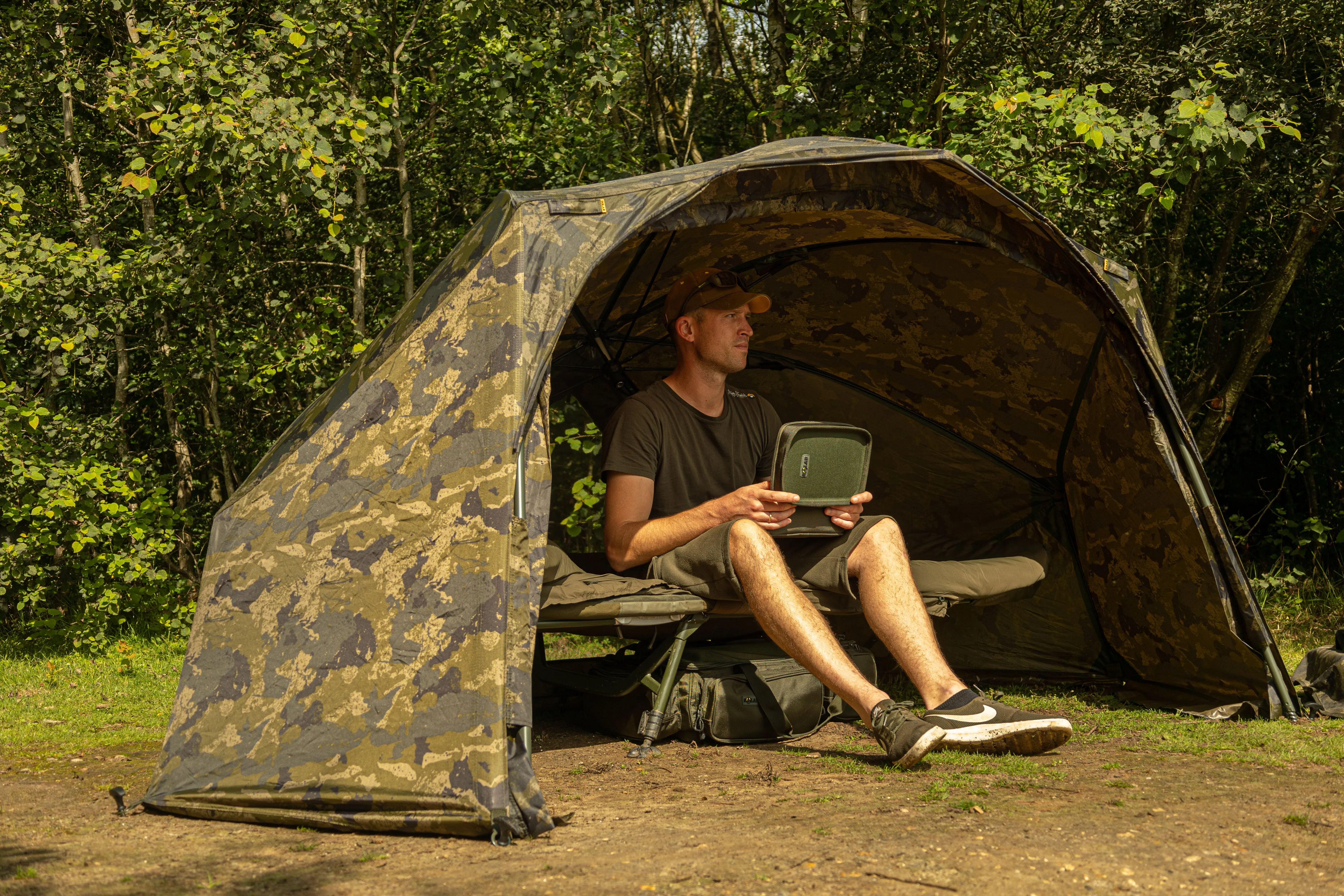 SOLAR UNDERCOVER CAMO BROLLY SYSTEM