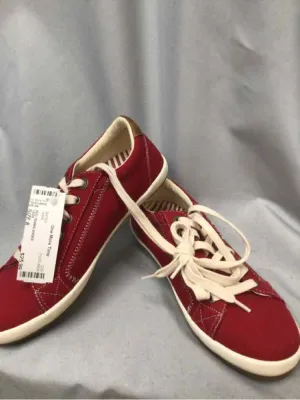 TAOS SIZE 8 Ladies SHOES