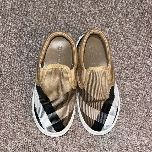 Toddler shoes, great for either boys or girls, just like new only worn once.