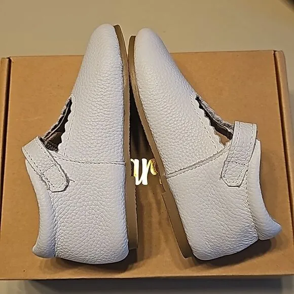Toddler size 7 Starbie hard sole shoes