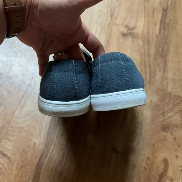 Travis Mathew Cuater slip on shoes