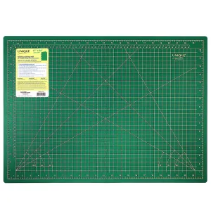 UNIQUE Folding Cutting Mat - 17″ x 24″