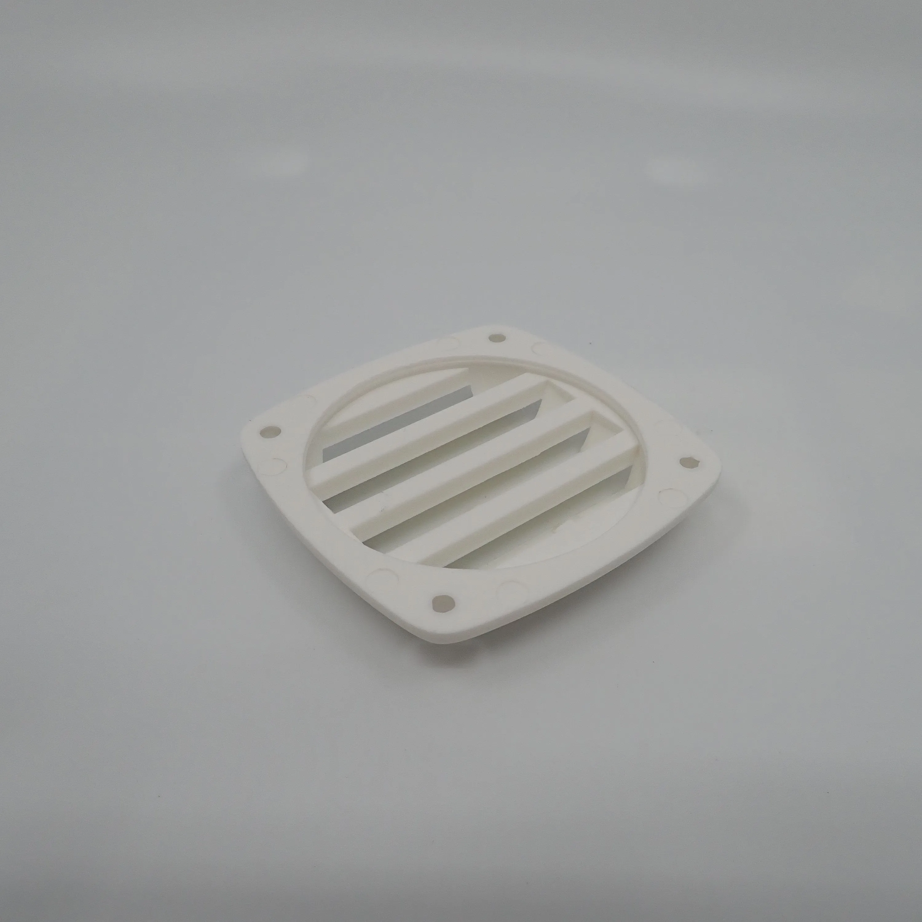 White Plastic Louvre Vent 90x90mm Vent for Caravan or RV