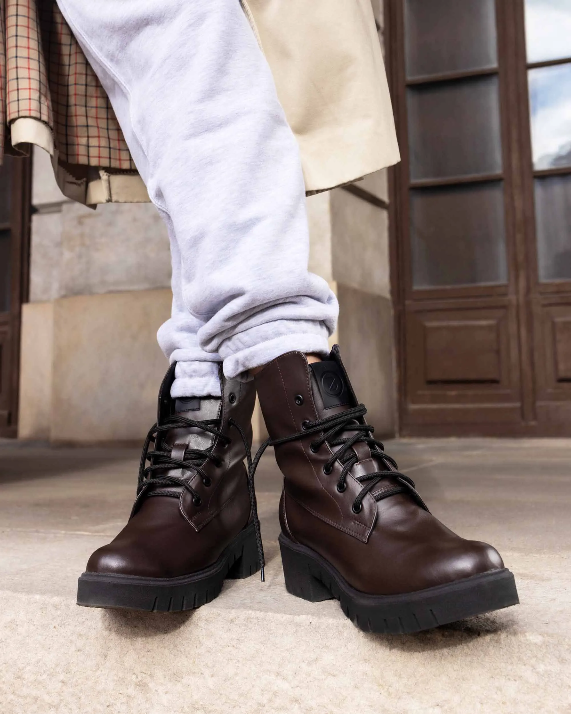 Women's Boots Workers No. 3 Chocolate