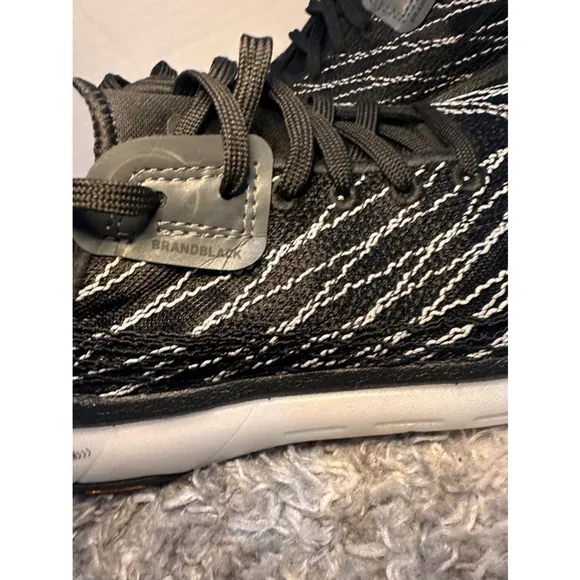 Women's Brandblack Sneakers Shoes Size 7.5 Black White tarantula