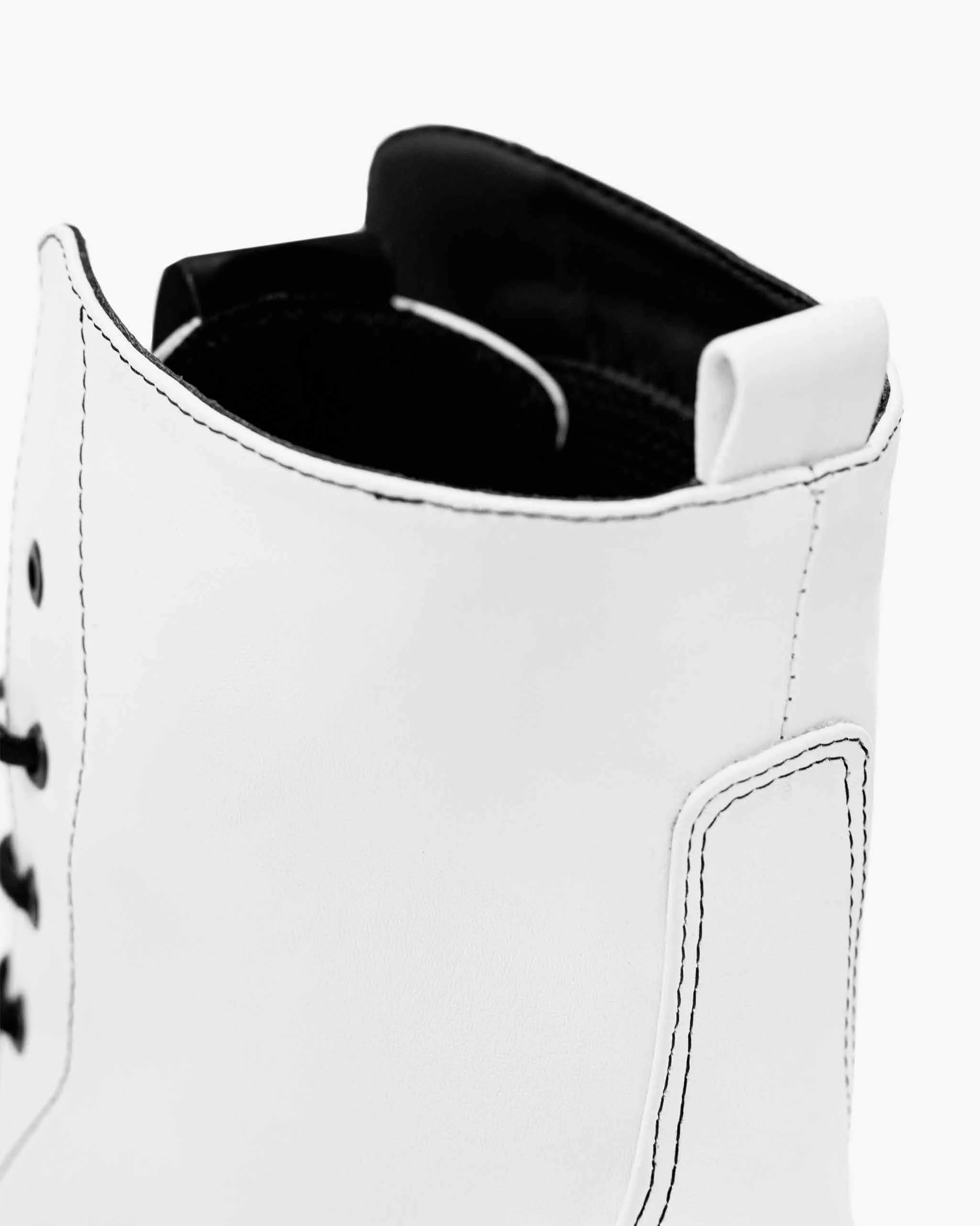 Workers No. 3 Boots made of Vegea® grape leather.